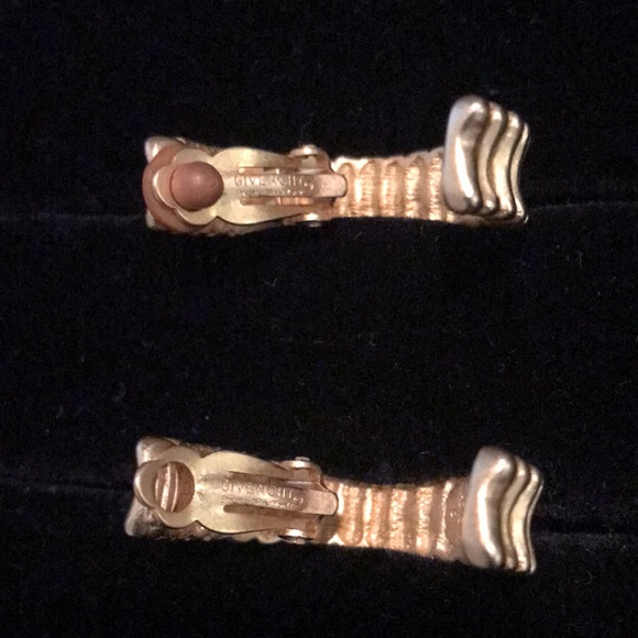 🟠 Givenchy Earrings - Gold Tone Clip Ons - Picture 9 of 12
